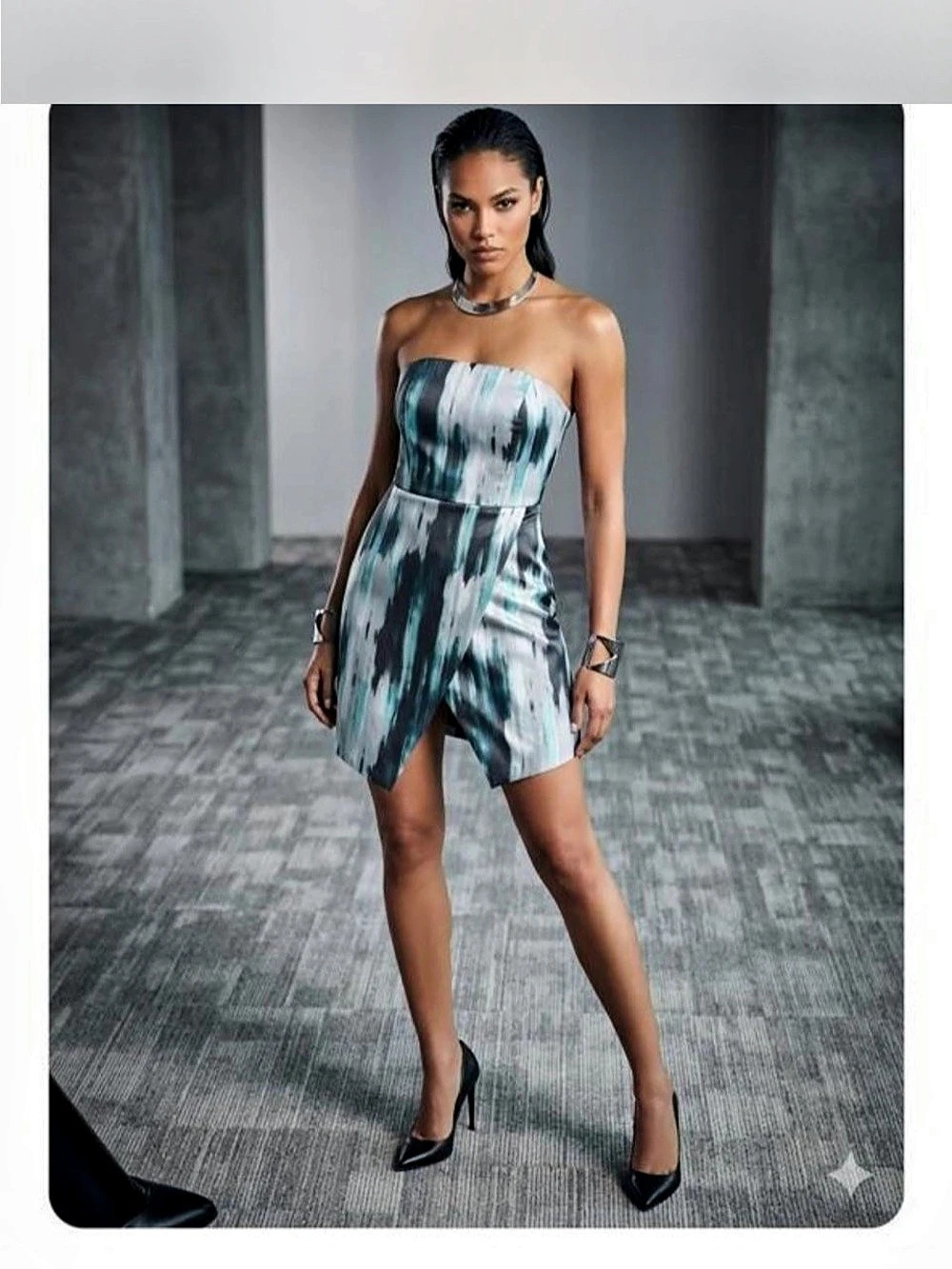 Kensie Women's Strapless Abstract mini dress green Size 8 NWT